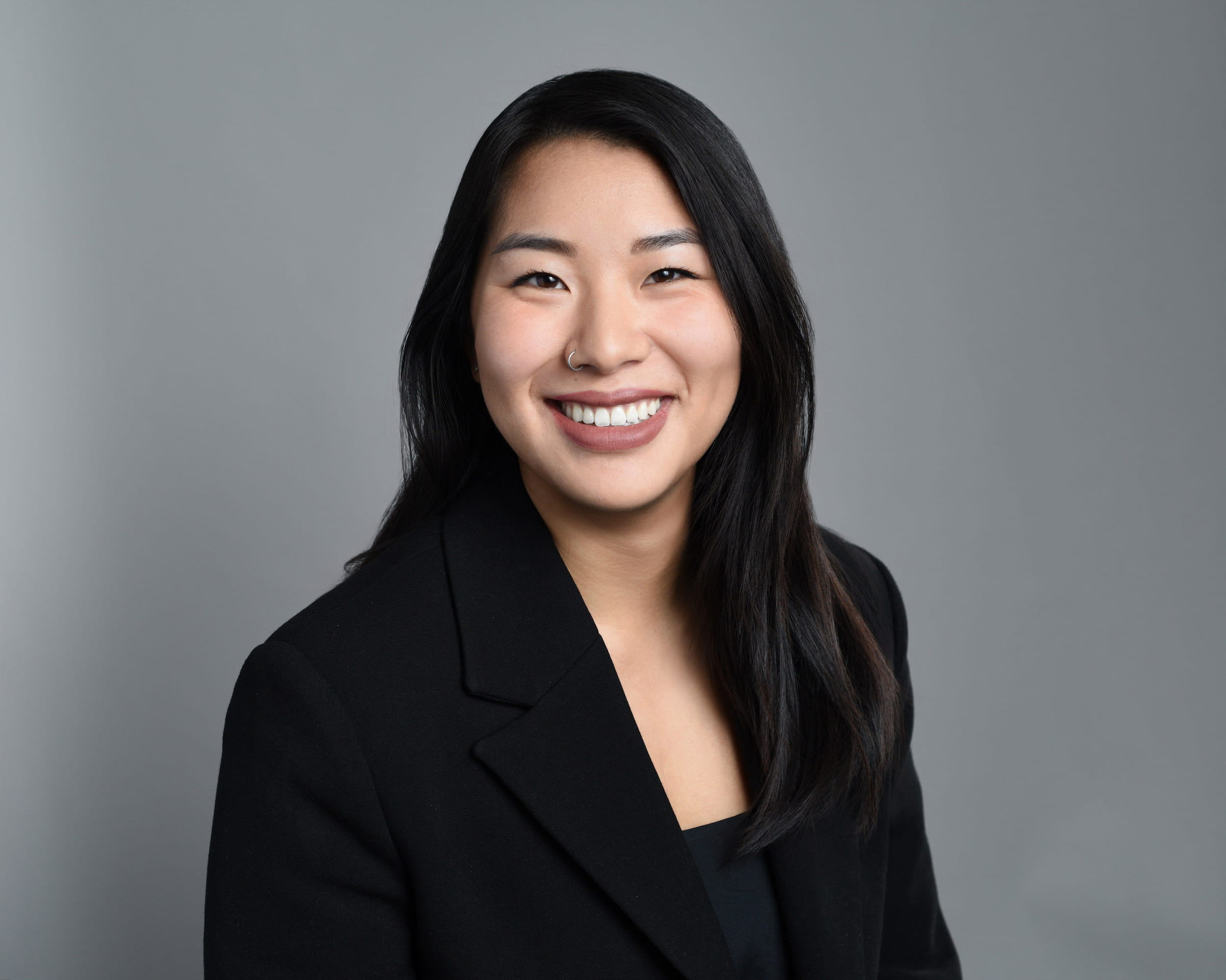 AI headshots vs professional photography